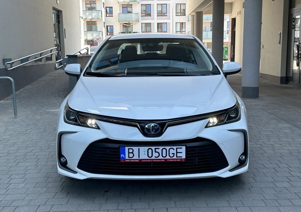 Toyota Corolla cena 109999 przebieg: 9505, rok produkcji 2022 z Chojnów małe 211